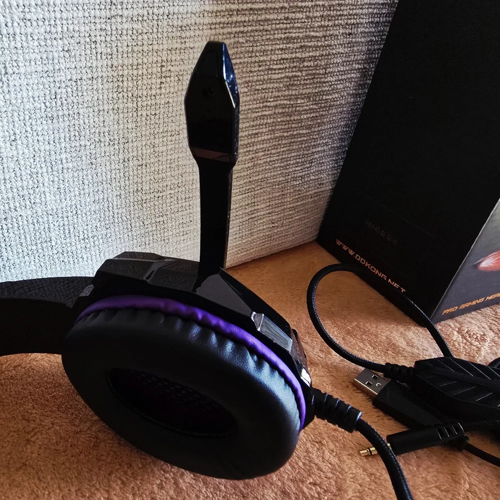 Pro Gaming Light-Up Headset Different Colors To Choose From
